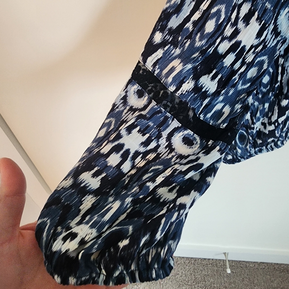 Plus Size Top - Picture 7 of 16